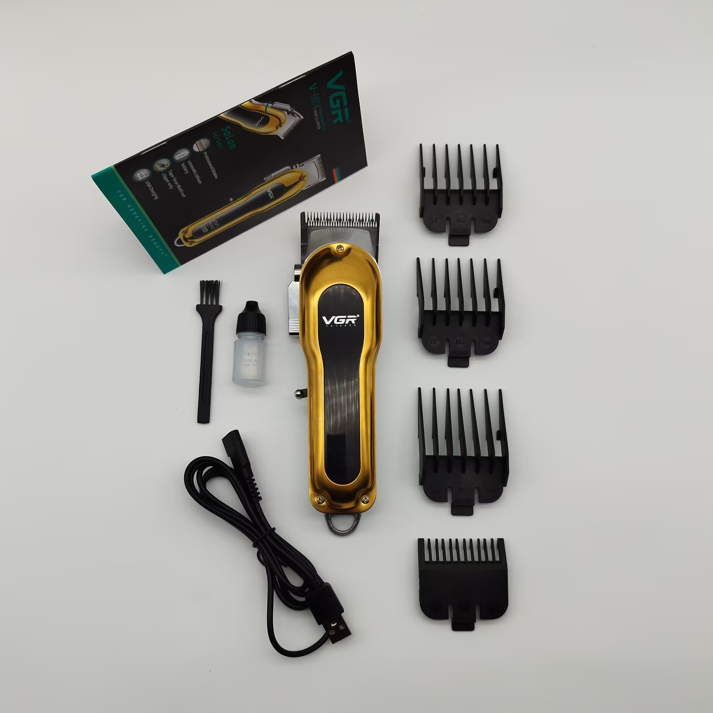 ماشین اصلاح وی جی آر مدل 680