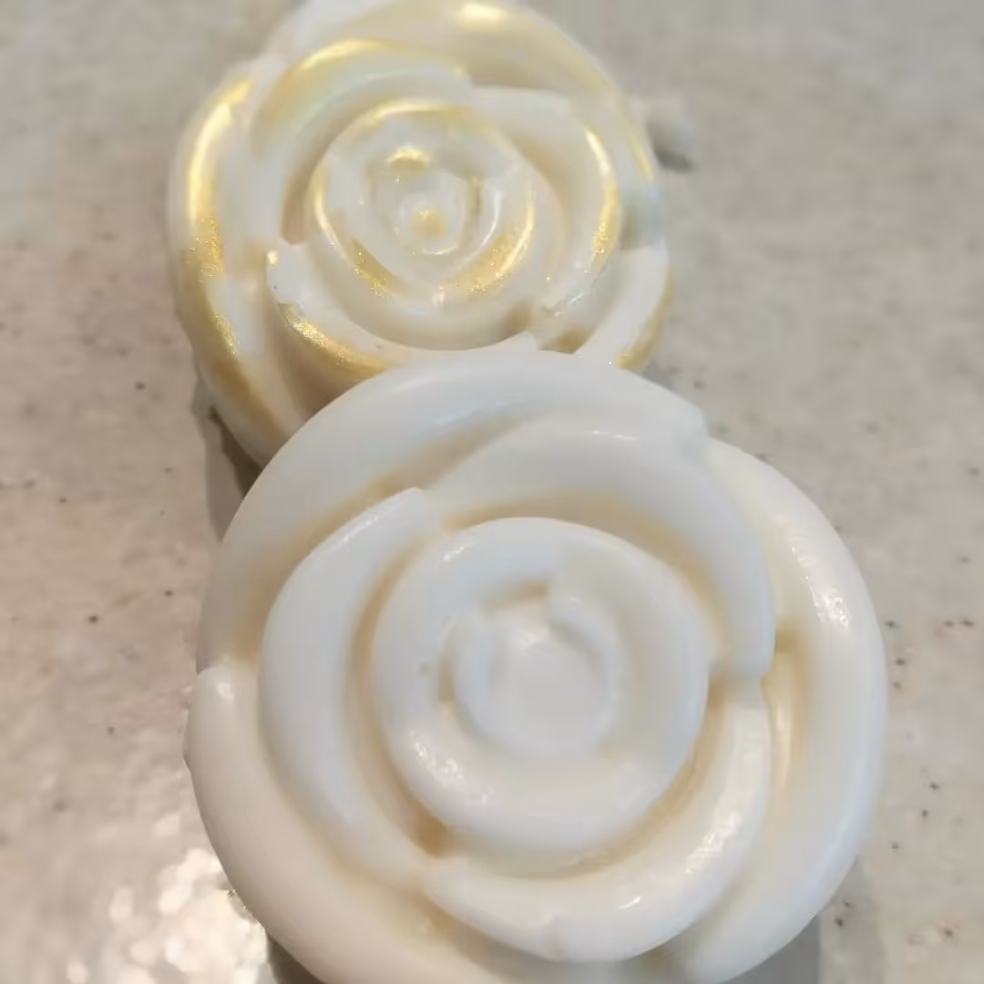 صابون شیر شتر.... طرح گل