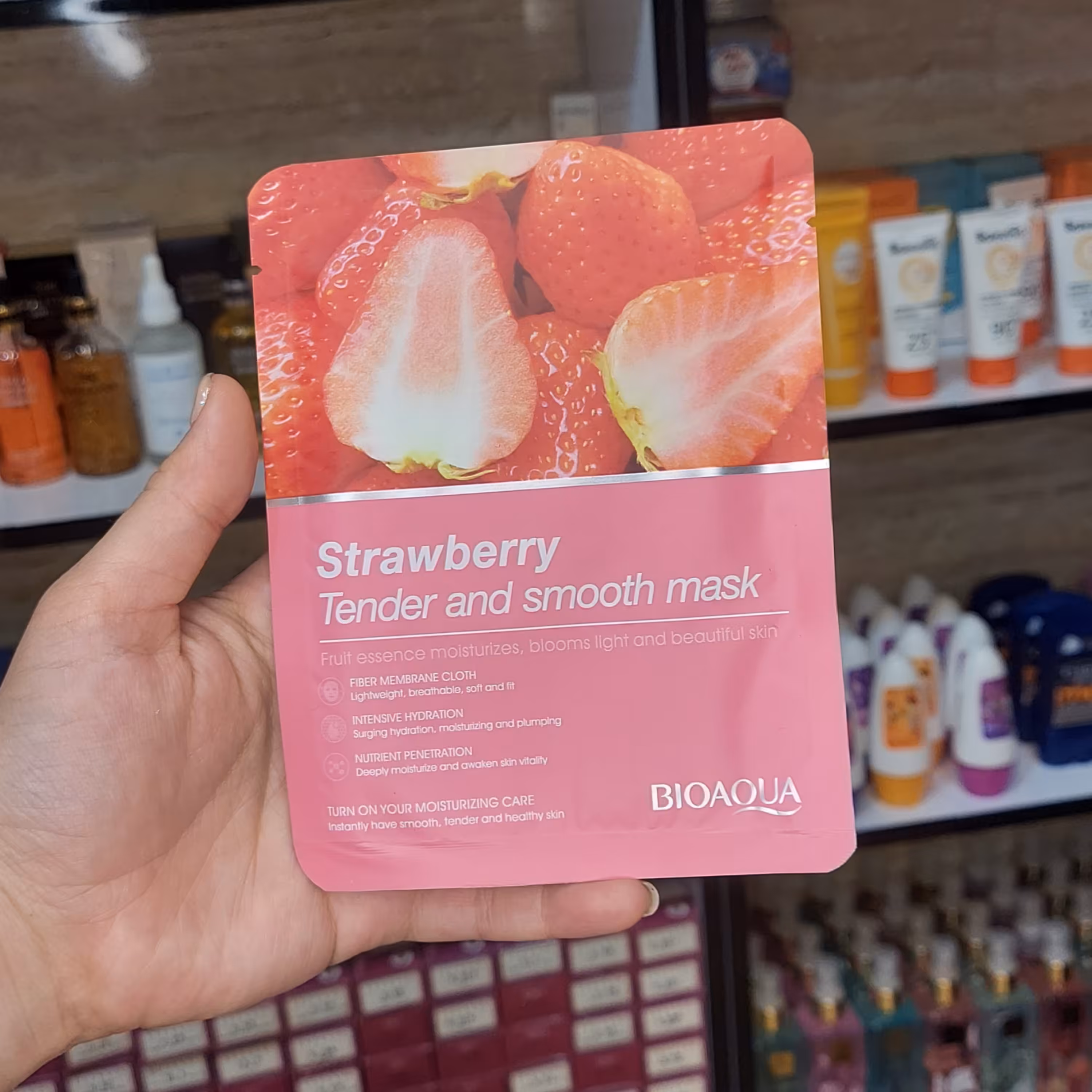 ماسک ورقه ای صورت توت فرنگی 