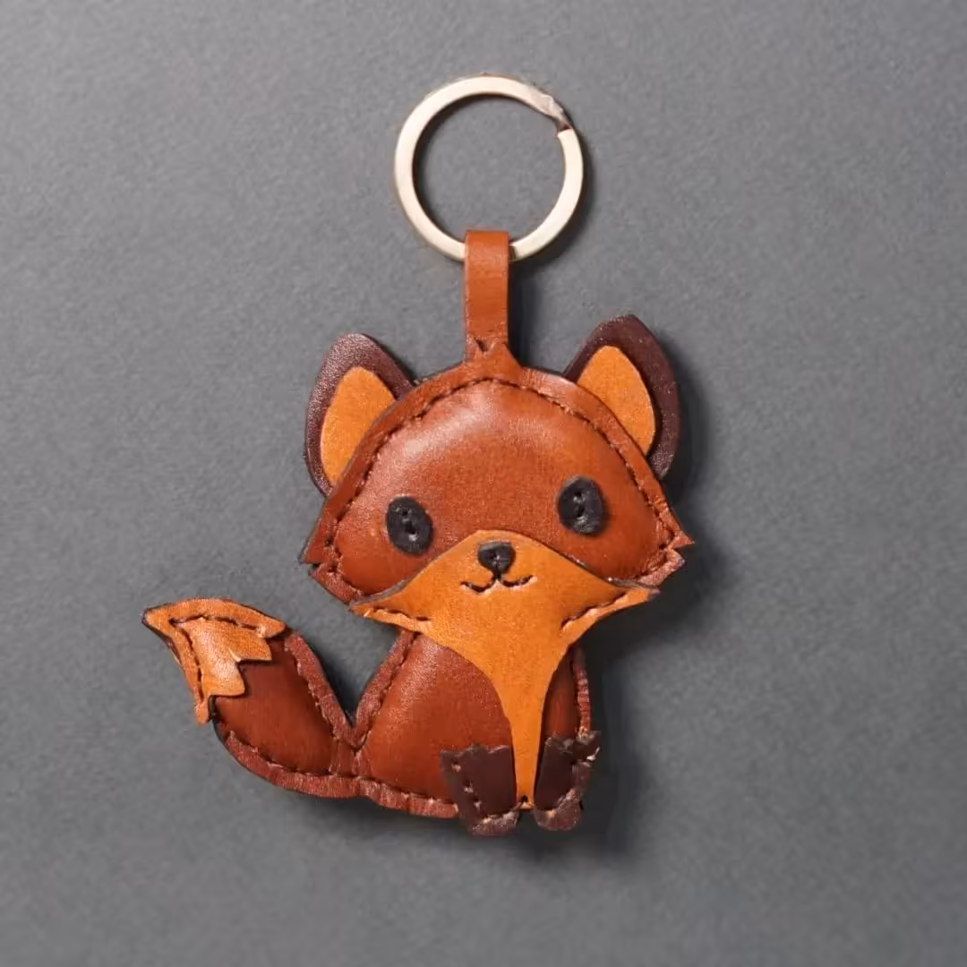 دسته کلید چرم طبیعی طرح روباه دم دار
