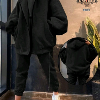 ست دو تیکه سویشرت و شلوار دورس تو کرکی