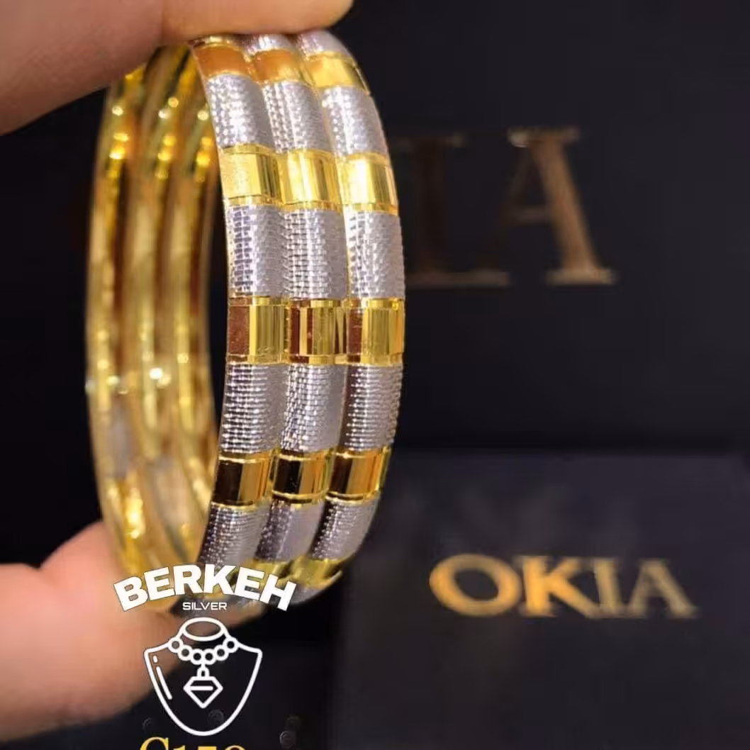 النگو نقره مشابه طلا با زمانت بی قید و شرط  یکساله مدل  c150