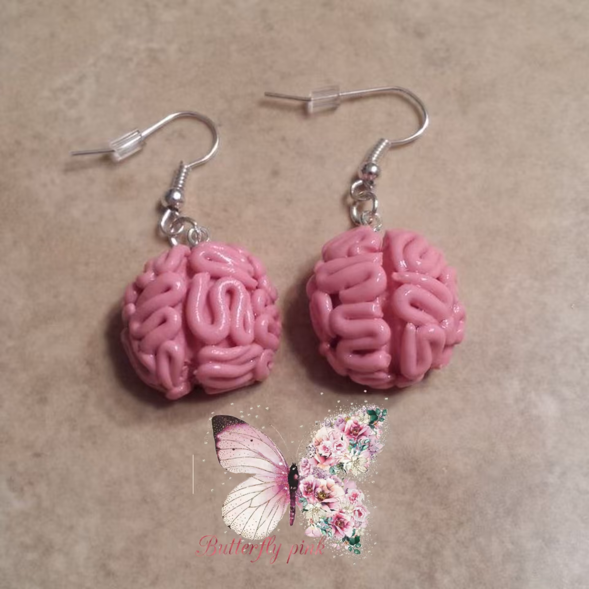 گوشواره فانتزی و خاص مغز رنگ صورتی،گردنبند،مغز صورتی با رگ های ظریف و خاص