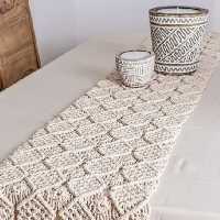 رانر  مکرومه بافی  به رنگ شیری