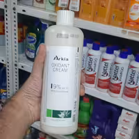 اکسیدان آرکیا سایز 750 میل در شماره های 6 درصد، 9 درصد و 12 درصد حاوی کراتین