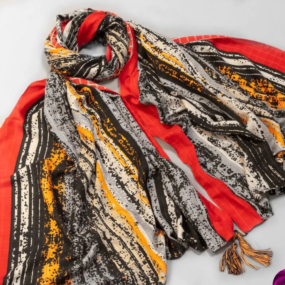 شال نخی منگوله دار