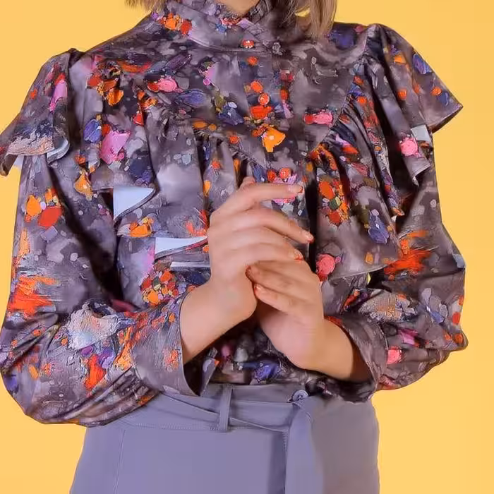 بلوز مجلسی طرح دار دکمه خور پارچه الیزا 