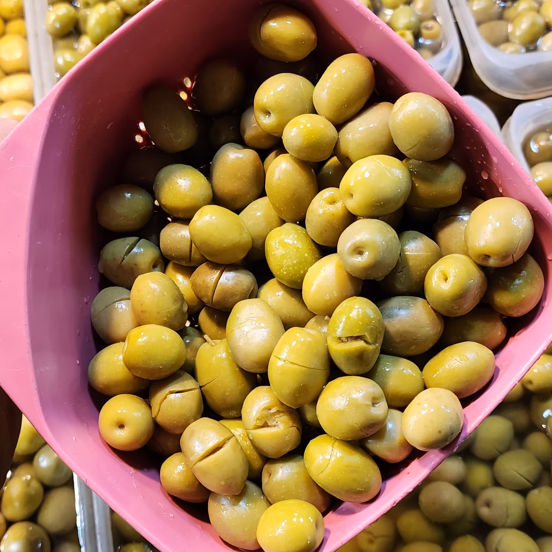 زیتون شکسته اعلا (بسته 1 کیلویی محصول امسال)