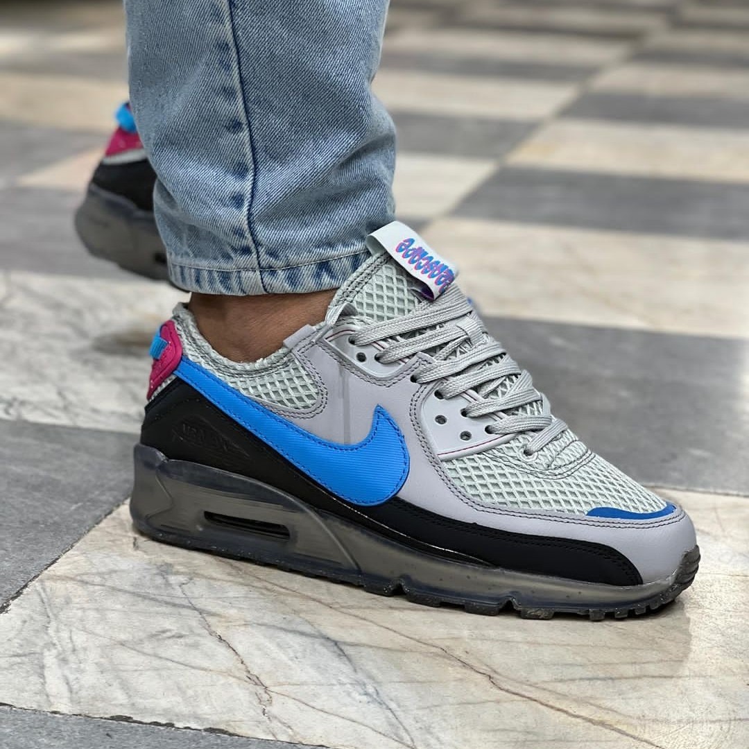 507 کتونی نایک مردانه رنگ طوسی طرح خاص مناسب ورزش و پیاده روی Nike 