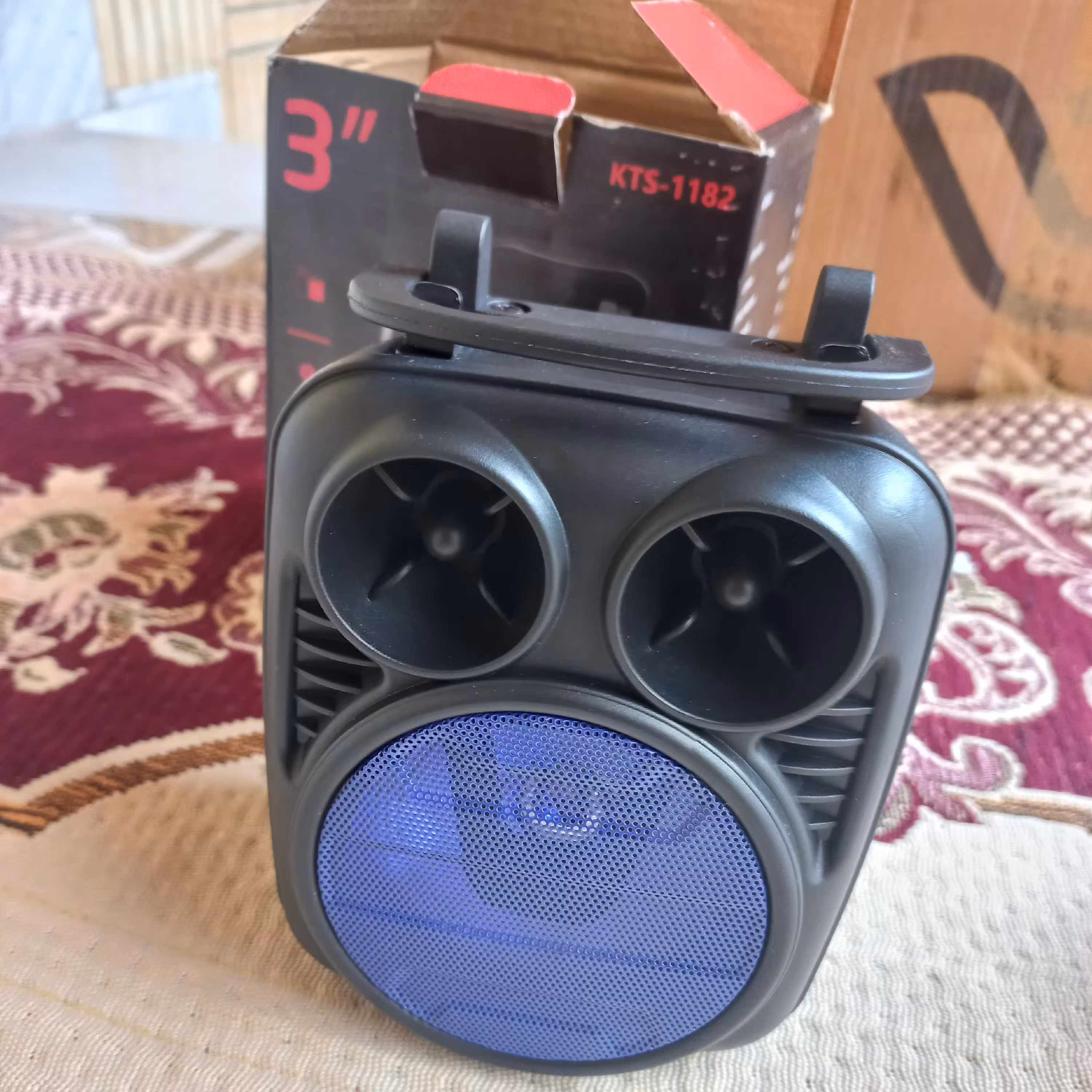 اسپیکر بلوتوثی چراغدارکیفیت صدا عالی مدل kts1182