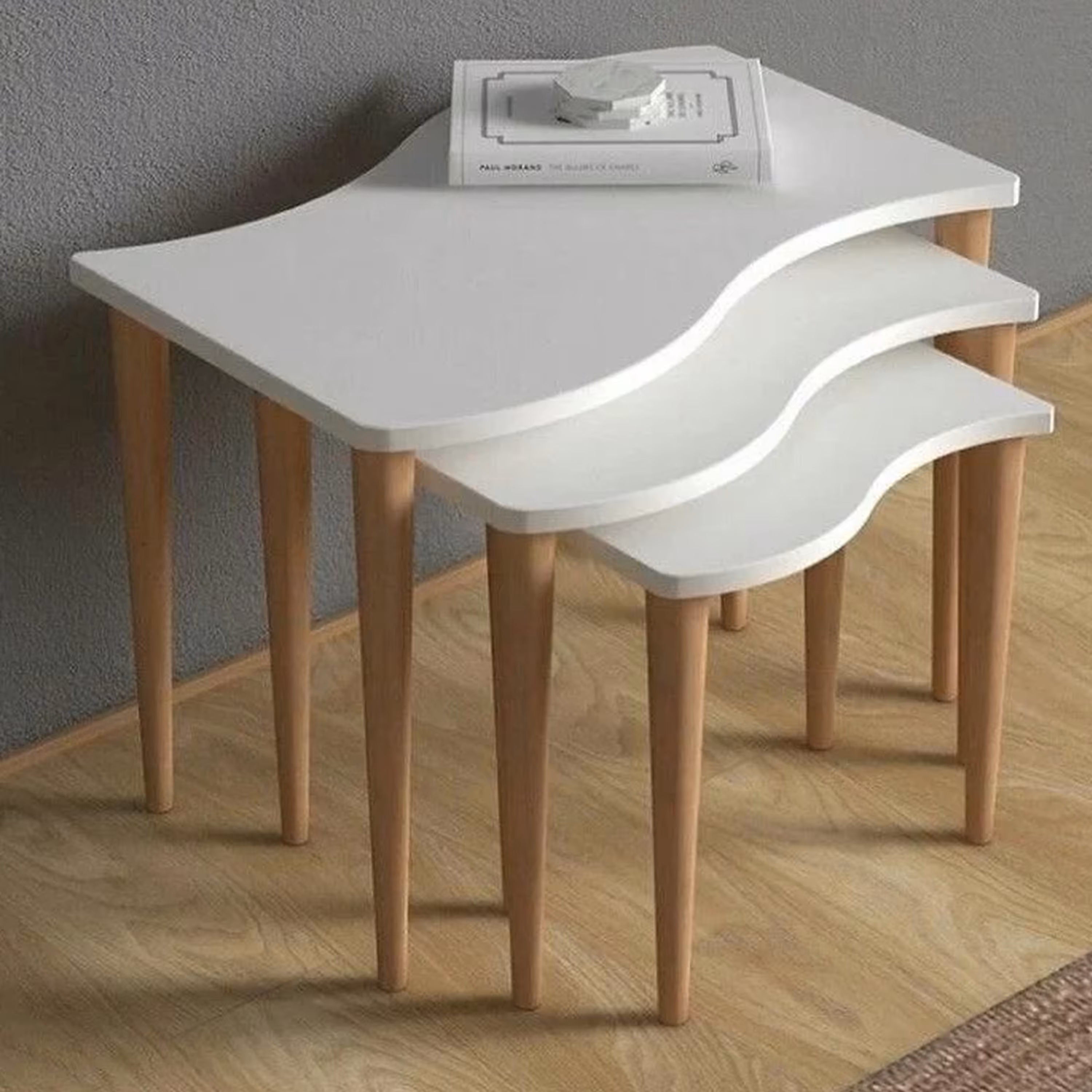 میز عسلی پایه دار خراطی