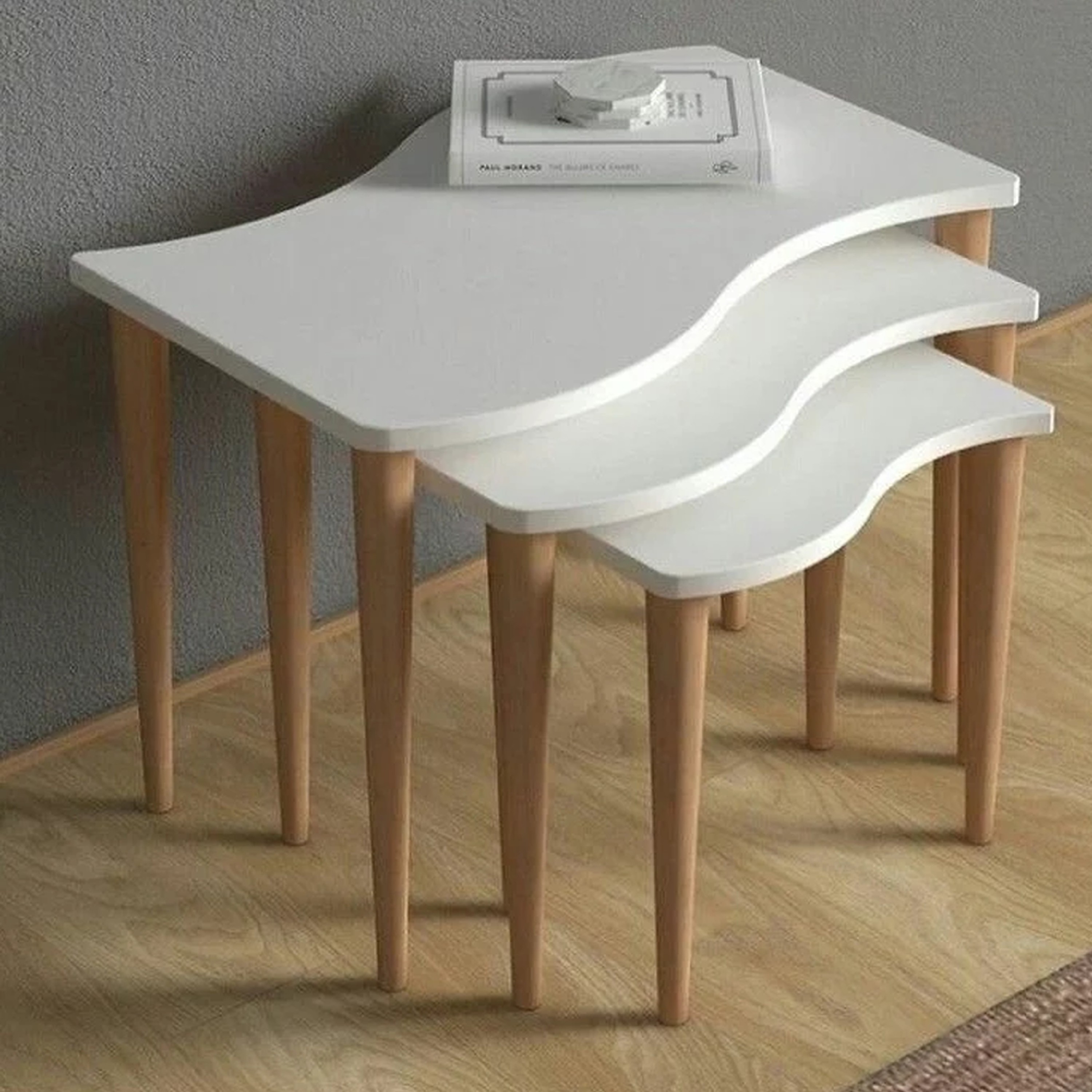 میز عسلی پایه دار خراطی