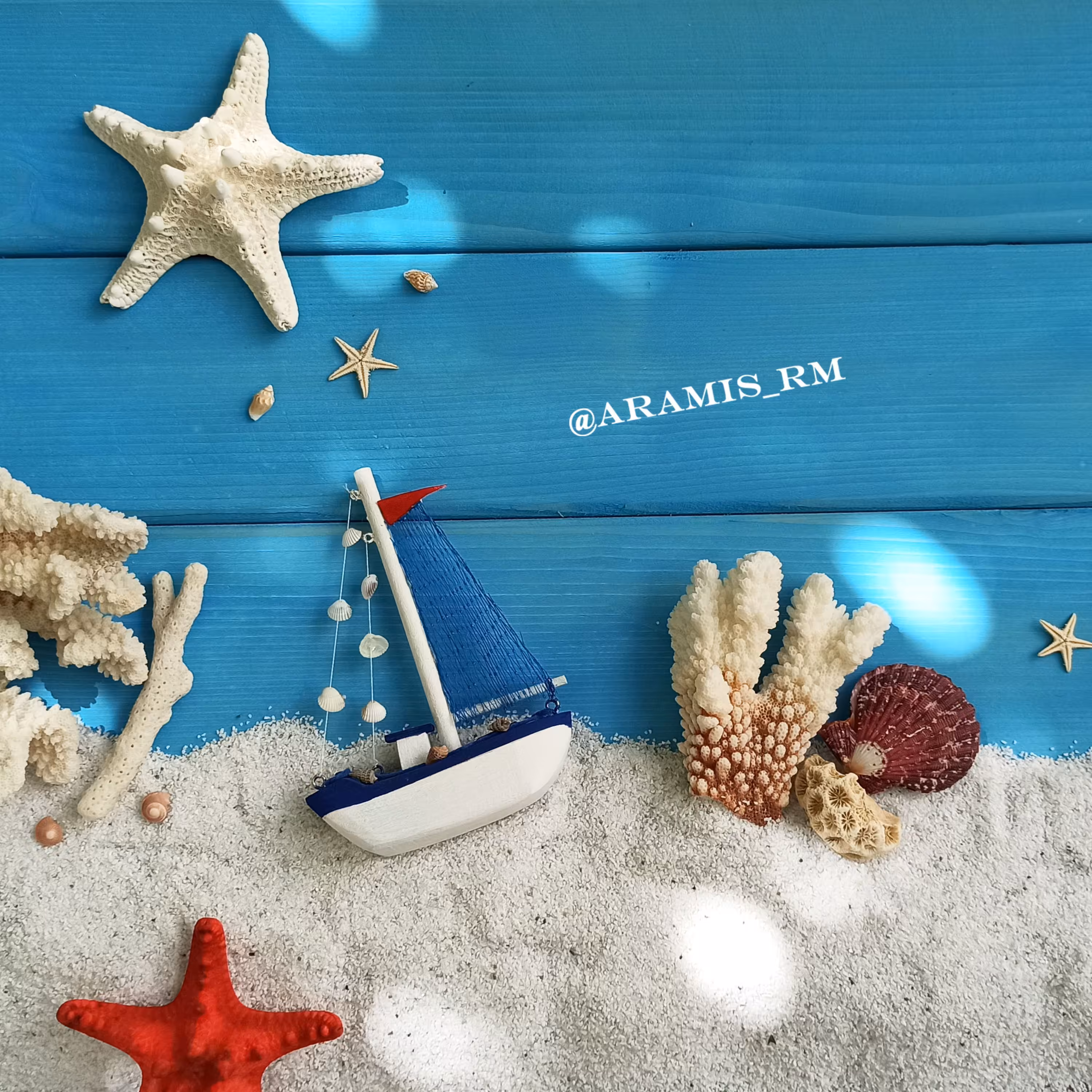 قایق مینیاتوری کابین دار