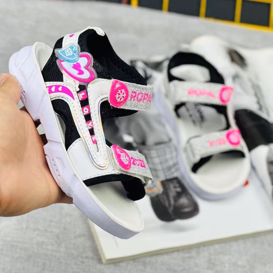 صندل دخترانه سایز 24