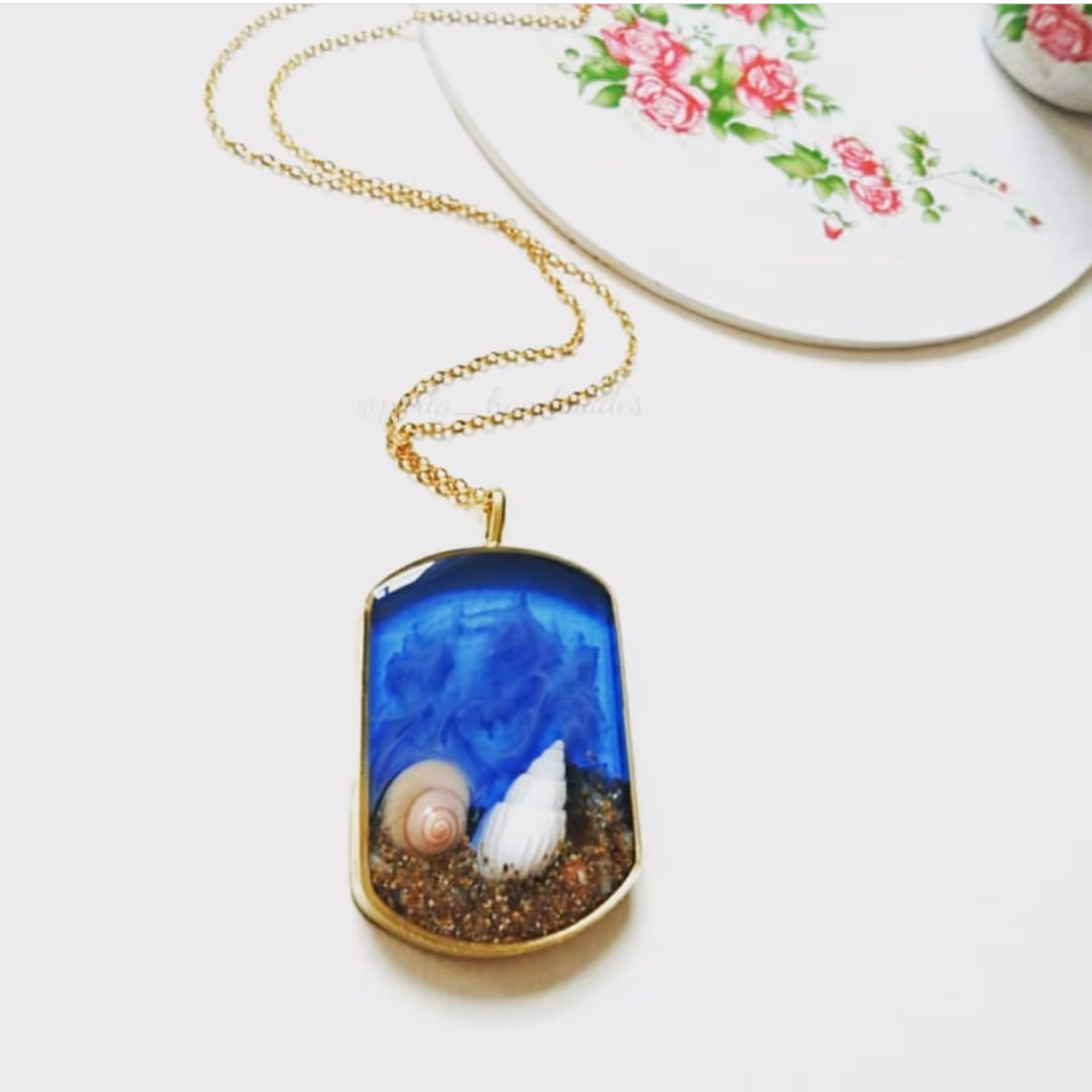 گردنبند طرح موج و دریا با صدف و گوشماهی