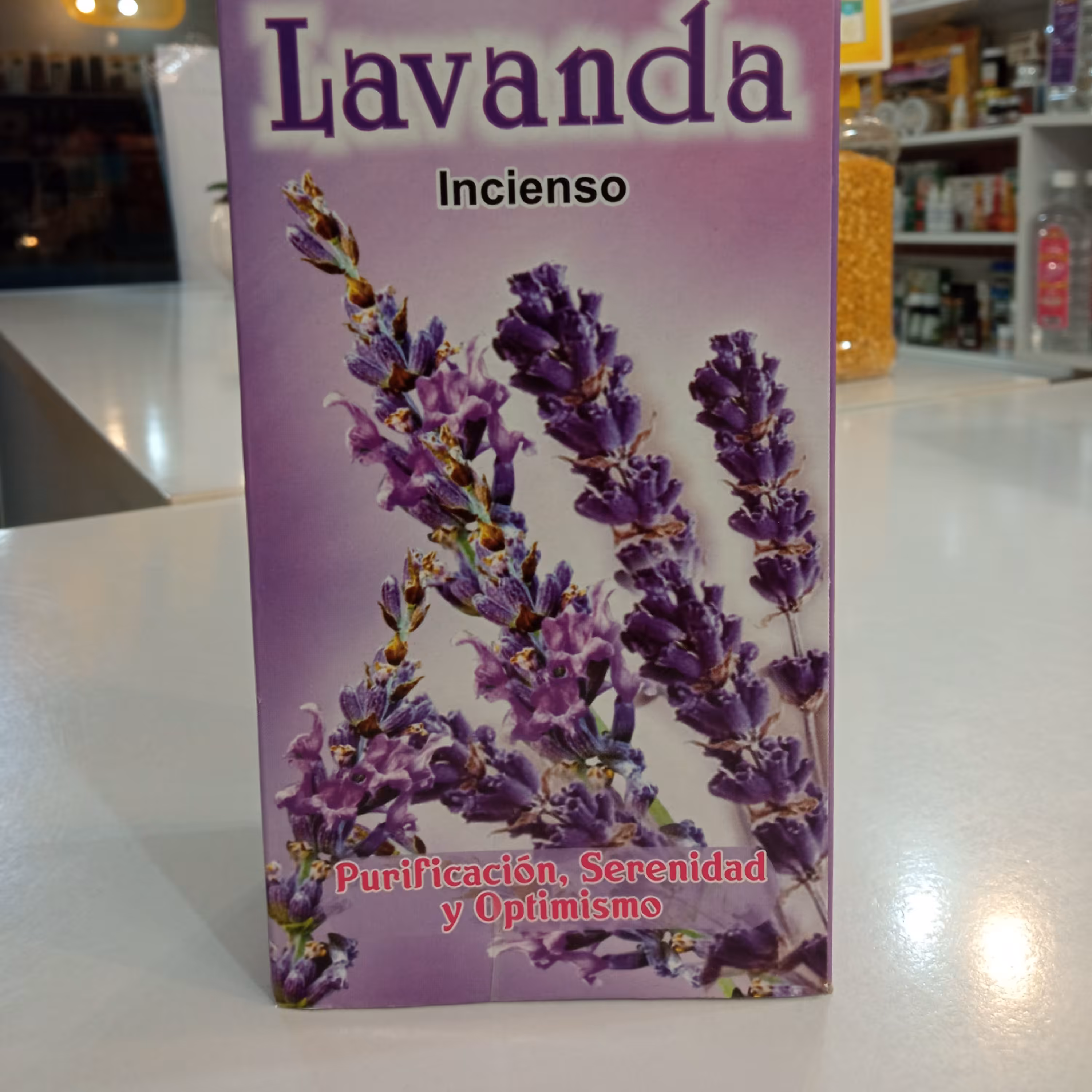 عود لوندر یا اسطوخودوس بارایحه ی عالی و شدیداً دلپذیر