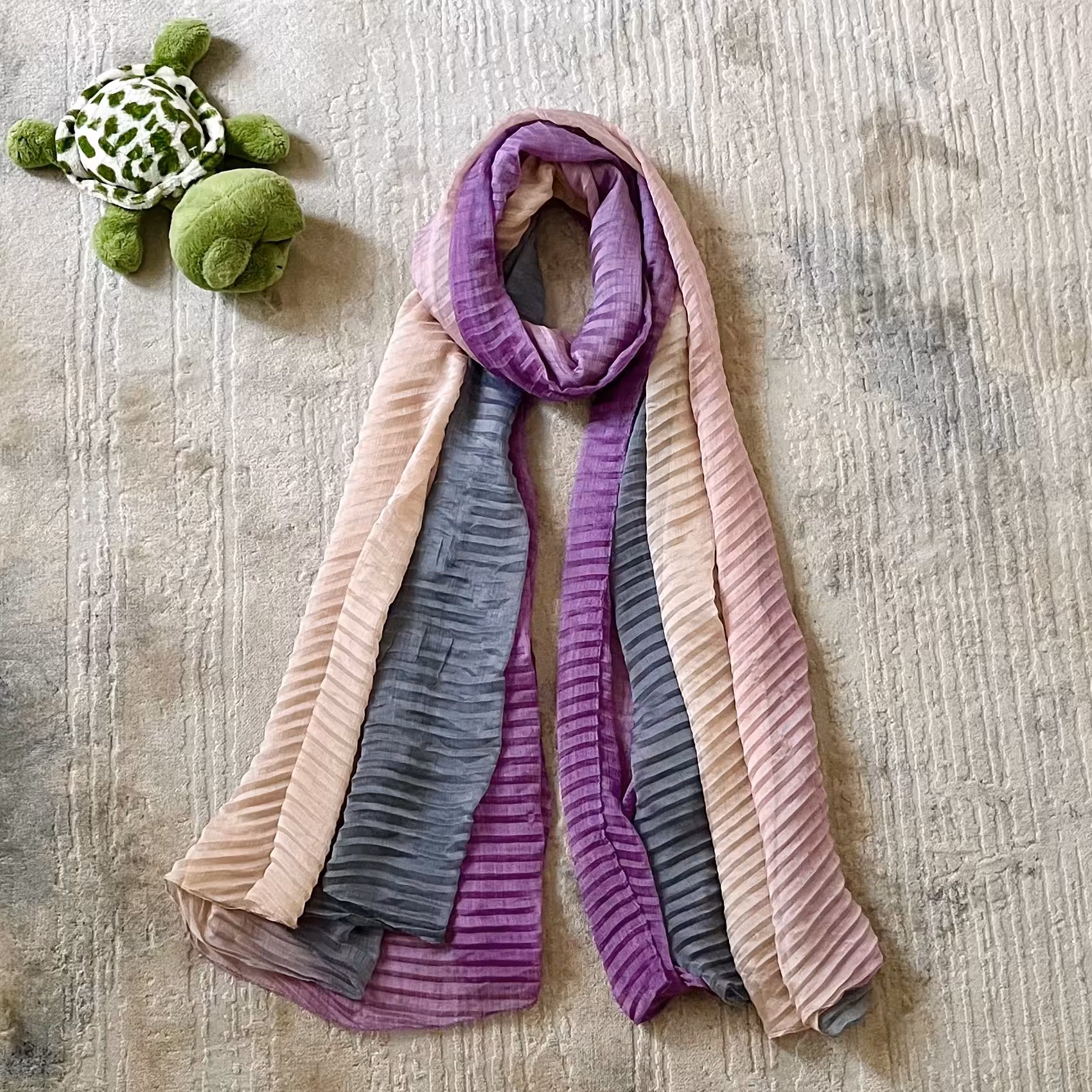 شال طیفی پلیسه قواره دار