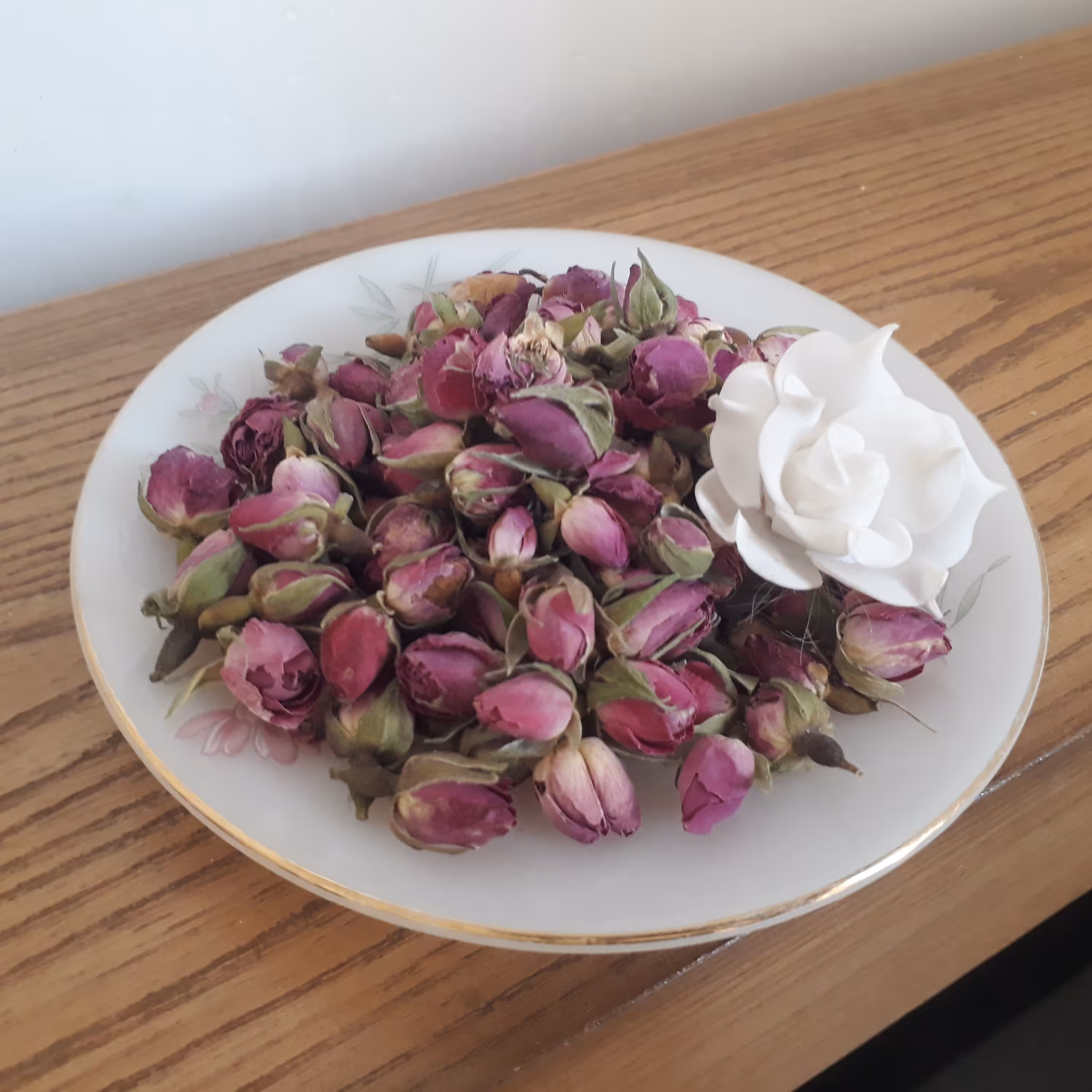 غنچه گل محمدی