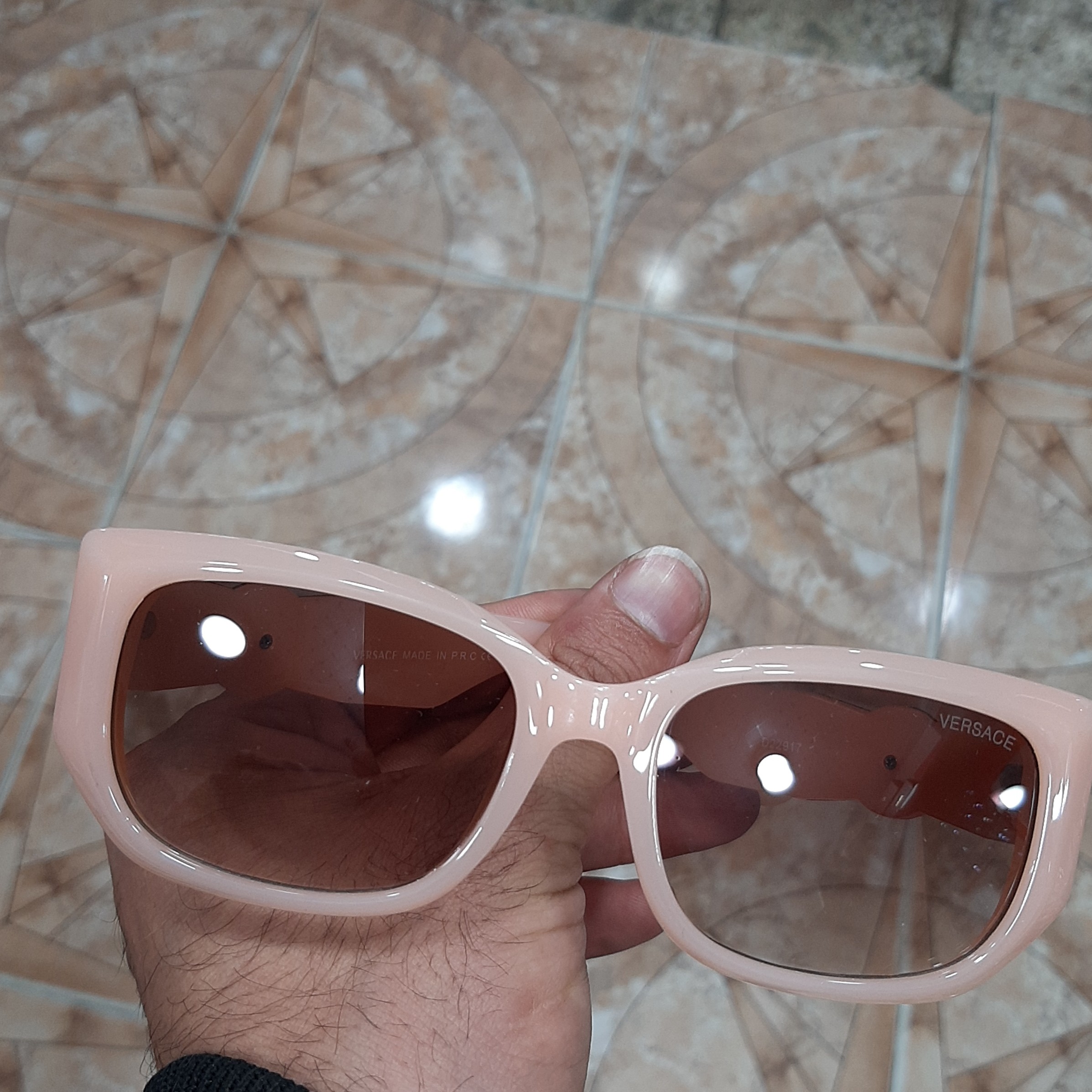 عینک آفتابی زنانه ورساج یووی 400