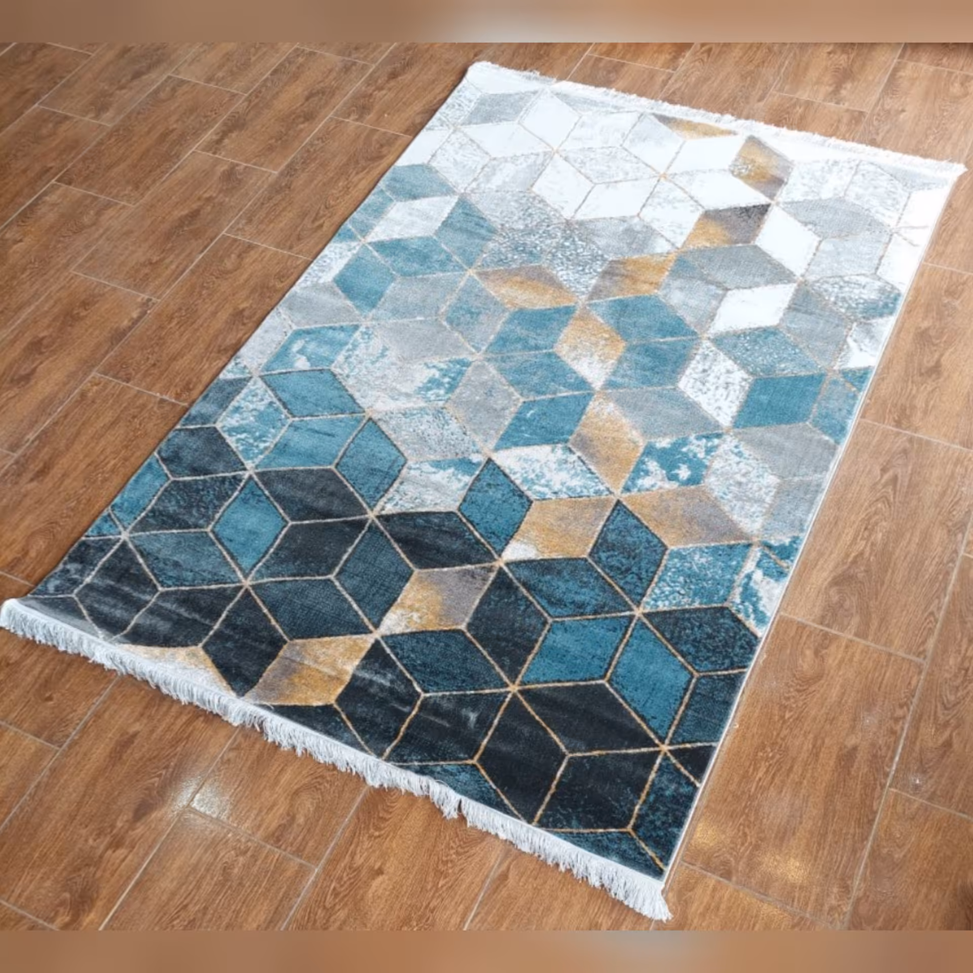 فرش ماشینی فانتزی مدرن سه بعدی با طراحی هندسی سایز 4 متری ( 1.5 در 2.25) مناسب اتاق خواب خواب (ارسال باتیپاکس، پس کرایه)