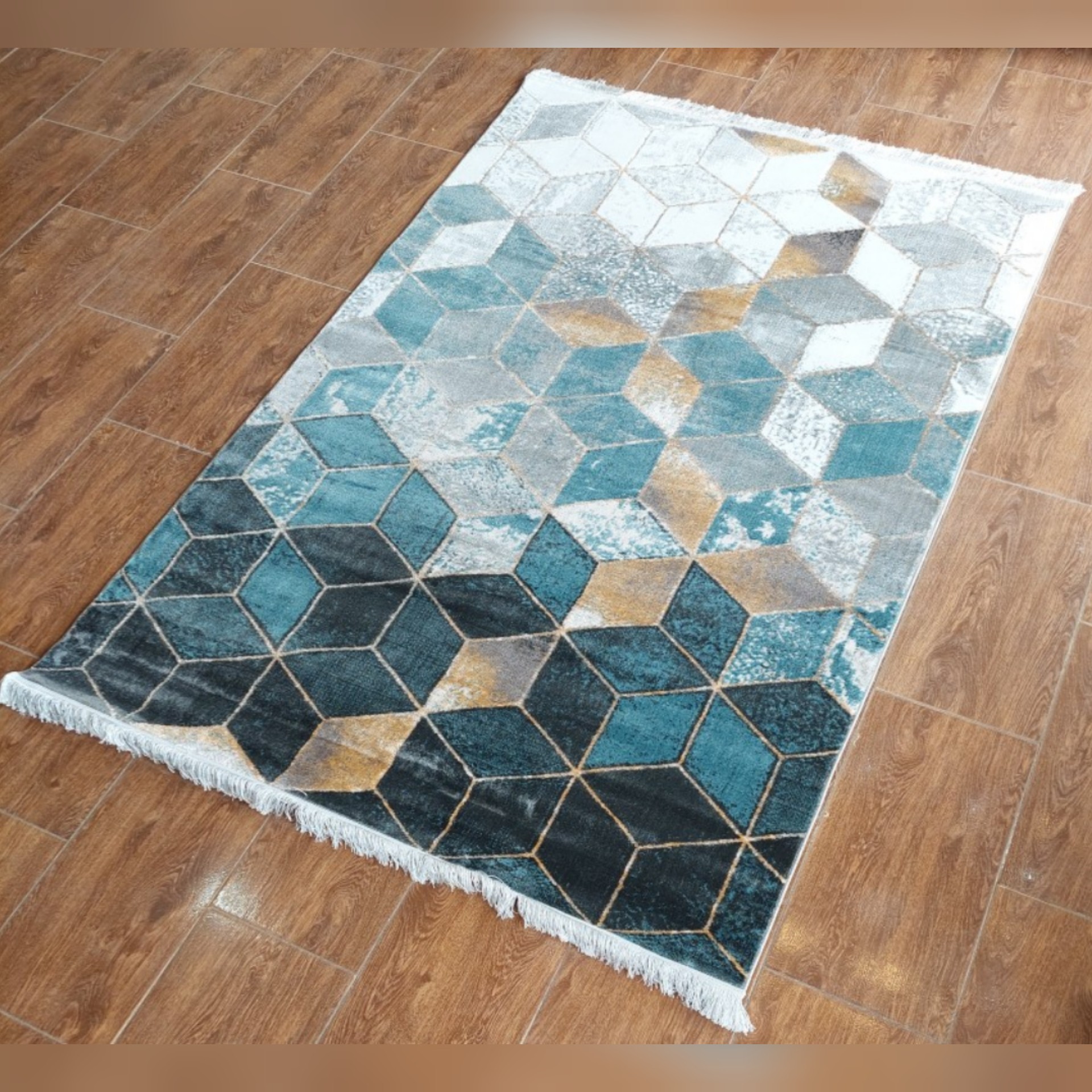 فرش ماشینی فانتزی مدرن سه بعدی با طراحی هندسی سایز 4 متری ( 1.5 در 2.25) مناسب اتاق خواب خواب (ارسال باتیپاکس، پس کرایه)