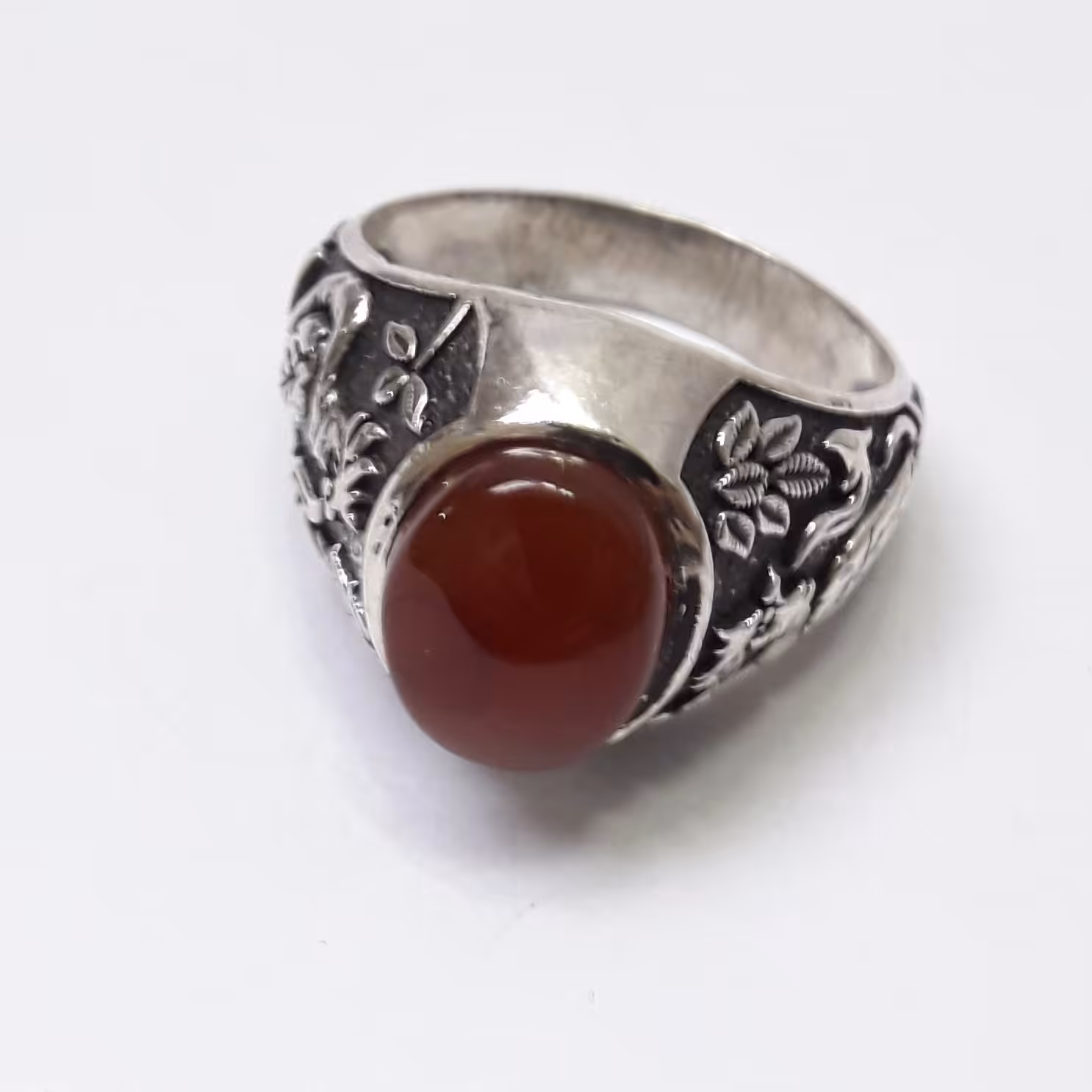 انگشتر قلمزده