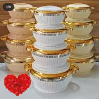 ظرف گرم نگهدارنده غذا 8تیکه هست داخلش استیل بیرونش پلاستیک فشرده جنس خوب ویک وسی