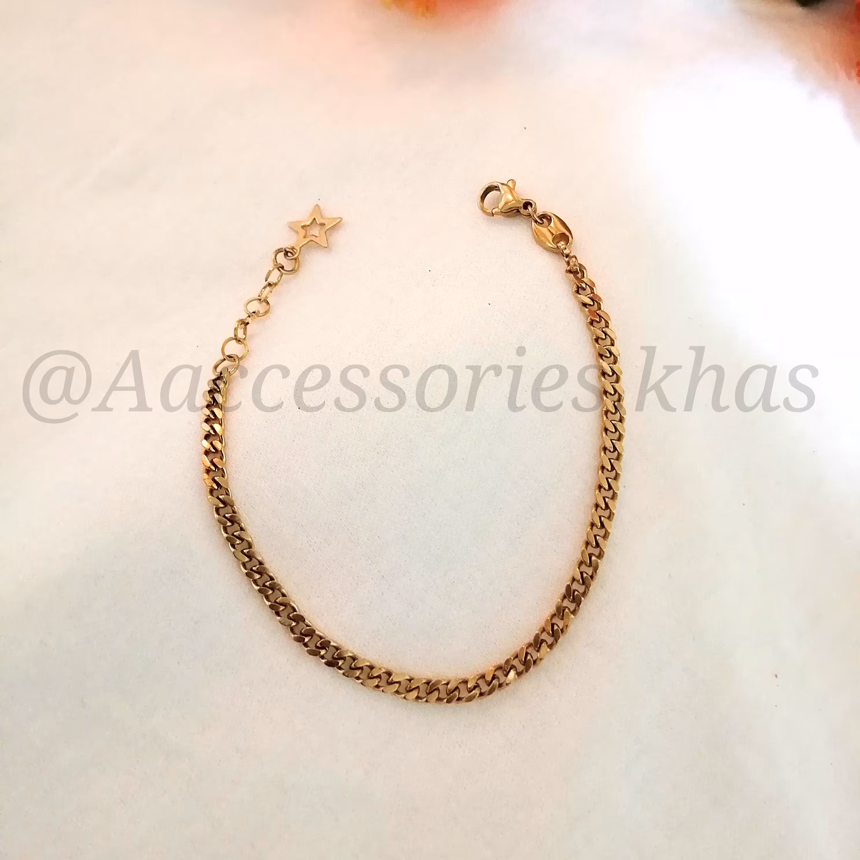 دستبند کارتیر ظریف  به همراه پلاک آویز استیل زیورآلات بدلیجات اکسسوری دستبند 