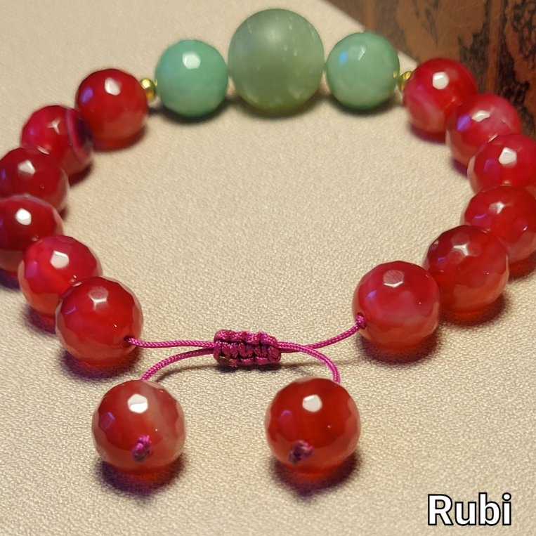 دستبند عقیق دونه اناری