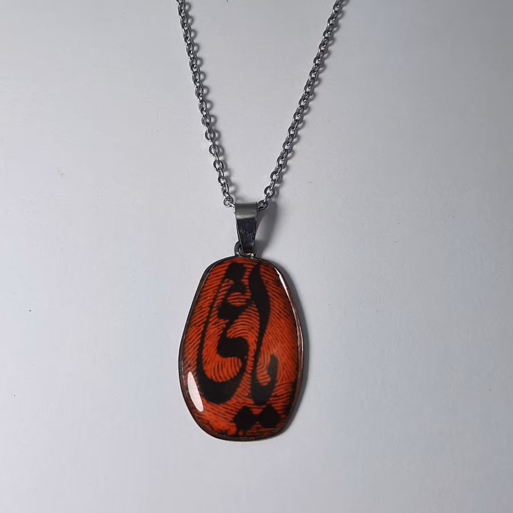 گردنبند طرح یاغی استیل رنگ ثابت 