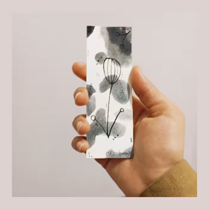 بوک مارک کتاب رنگ طوسی طرح برگ