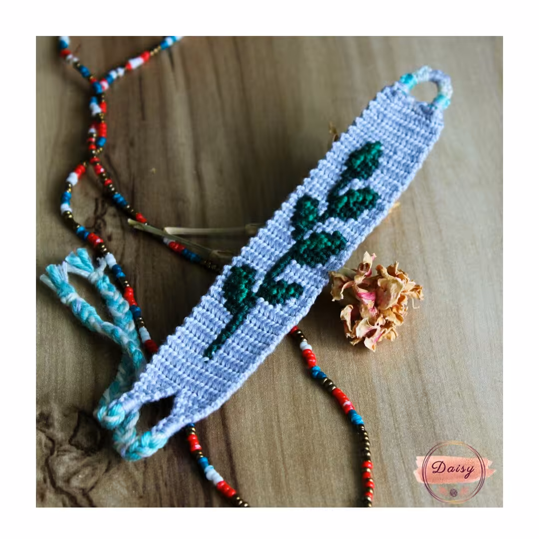 کد 023 - دستبند دوستی طرح برگ