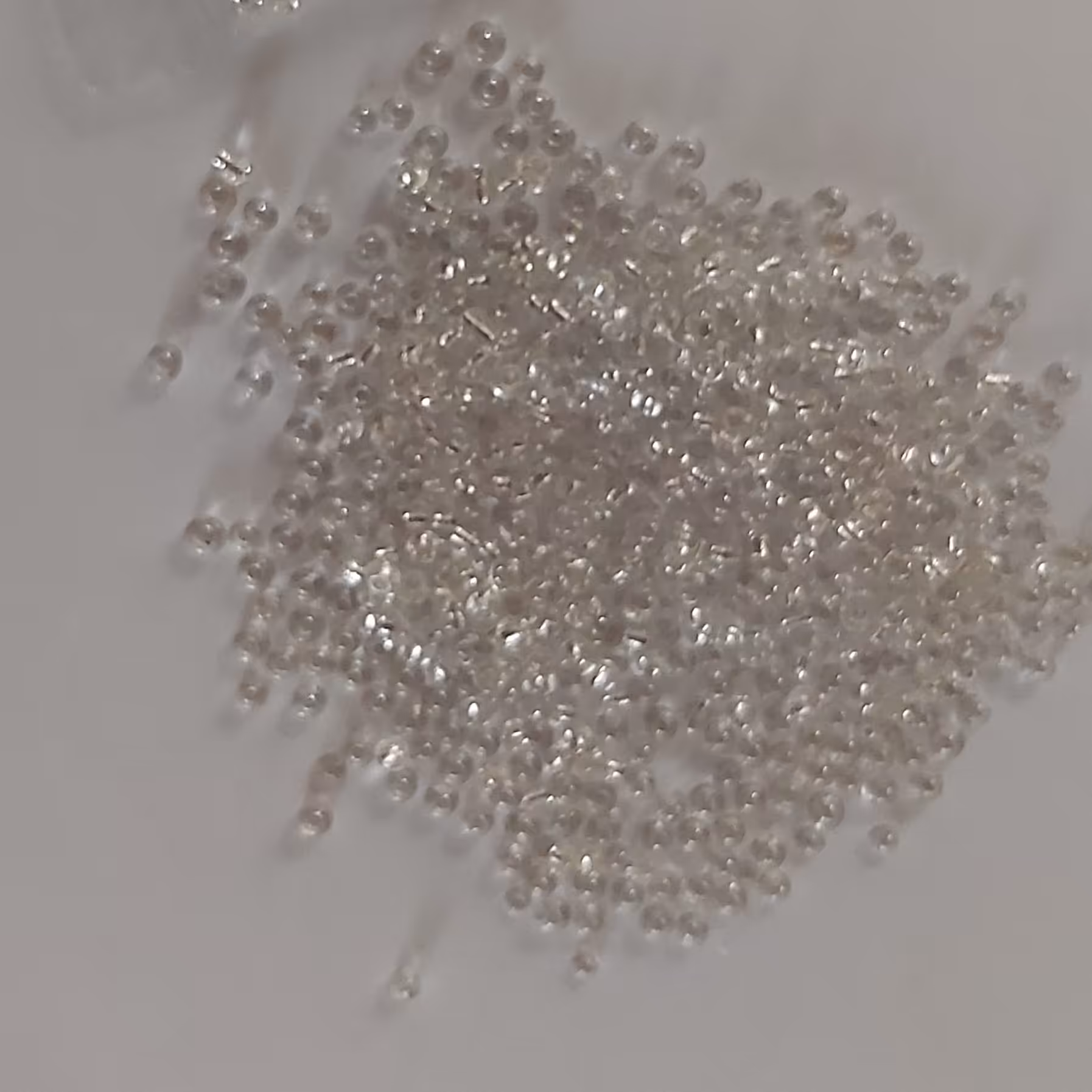 پک 10گرمی منجوق سفیدشیشه ای