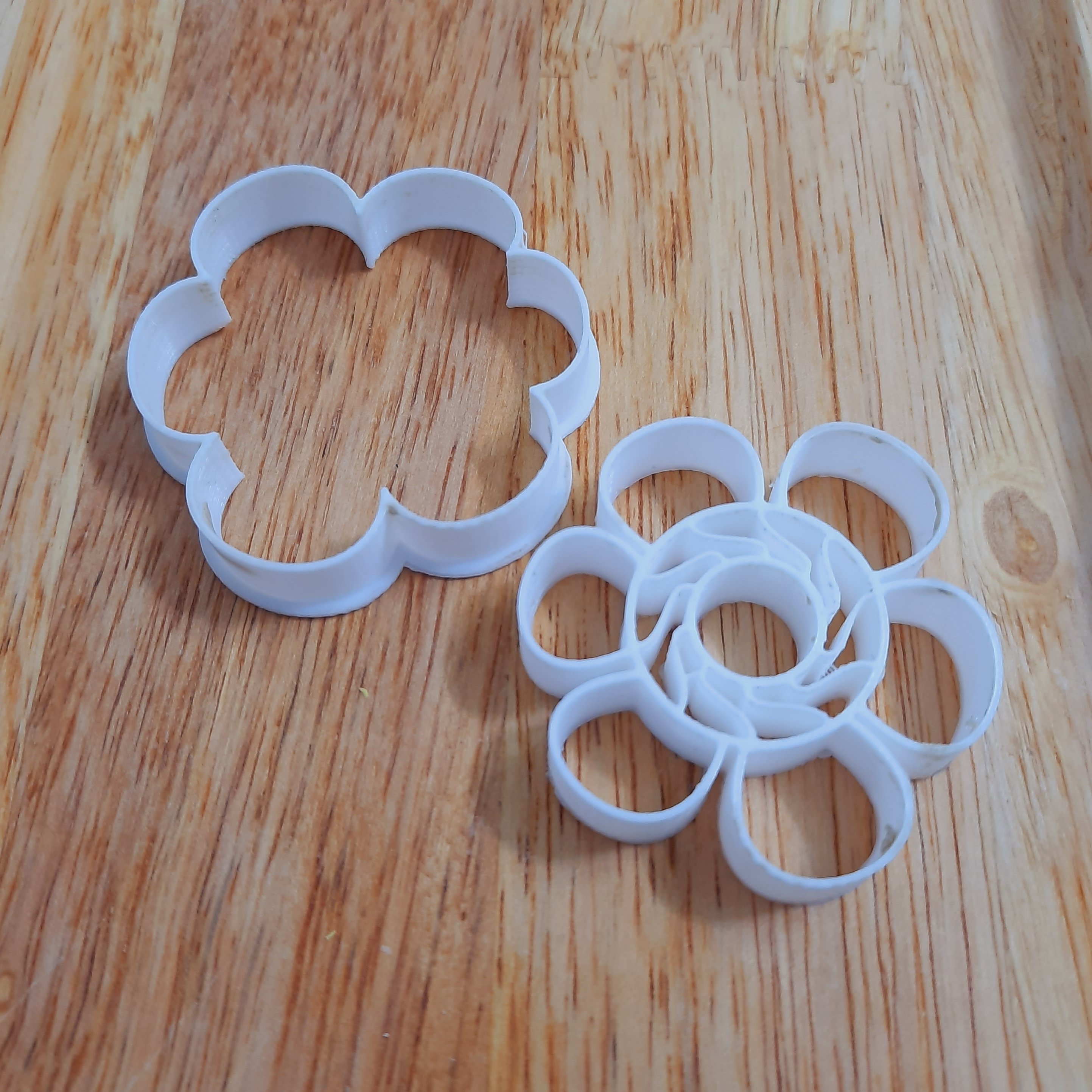 مهر و کاتر شیرینی طرح گل