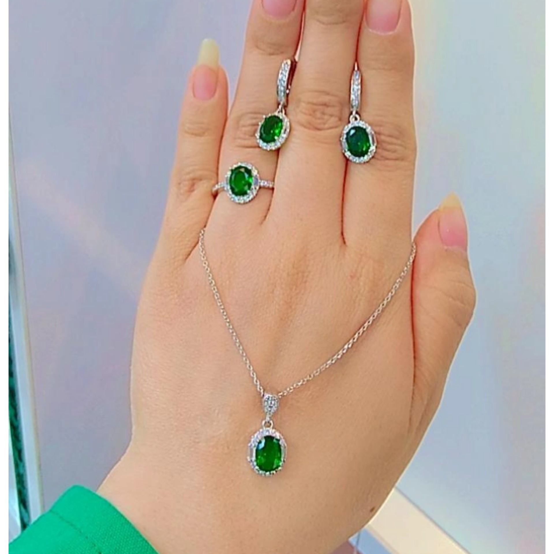 نیم ست نقره زنانه تک نگین عیار 925با آبکاری طلا سفیدزنجیر فلامینگو 45سانتی