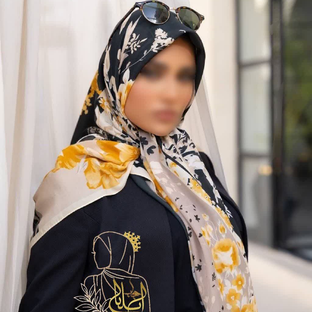 روسری وارداتی
قواره 140
جنس نخ وال ترک
دیجیتال دور چرخ دوز شده