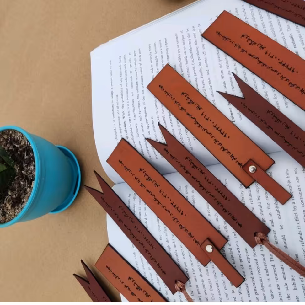 بوکمارک چرم دستساز طبیعی (نشانگر کتاب)