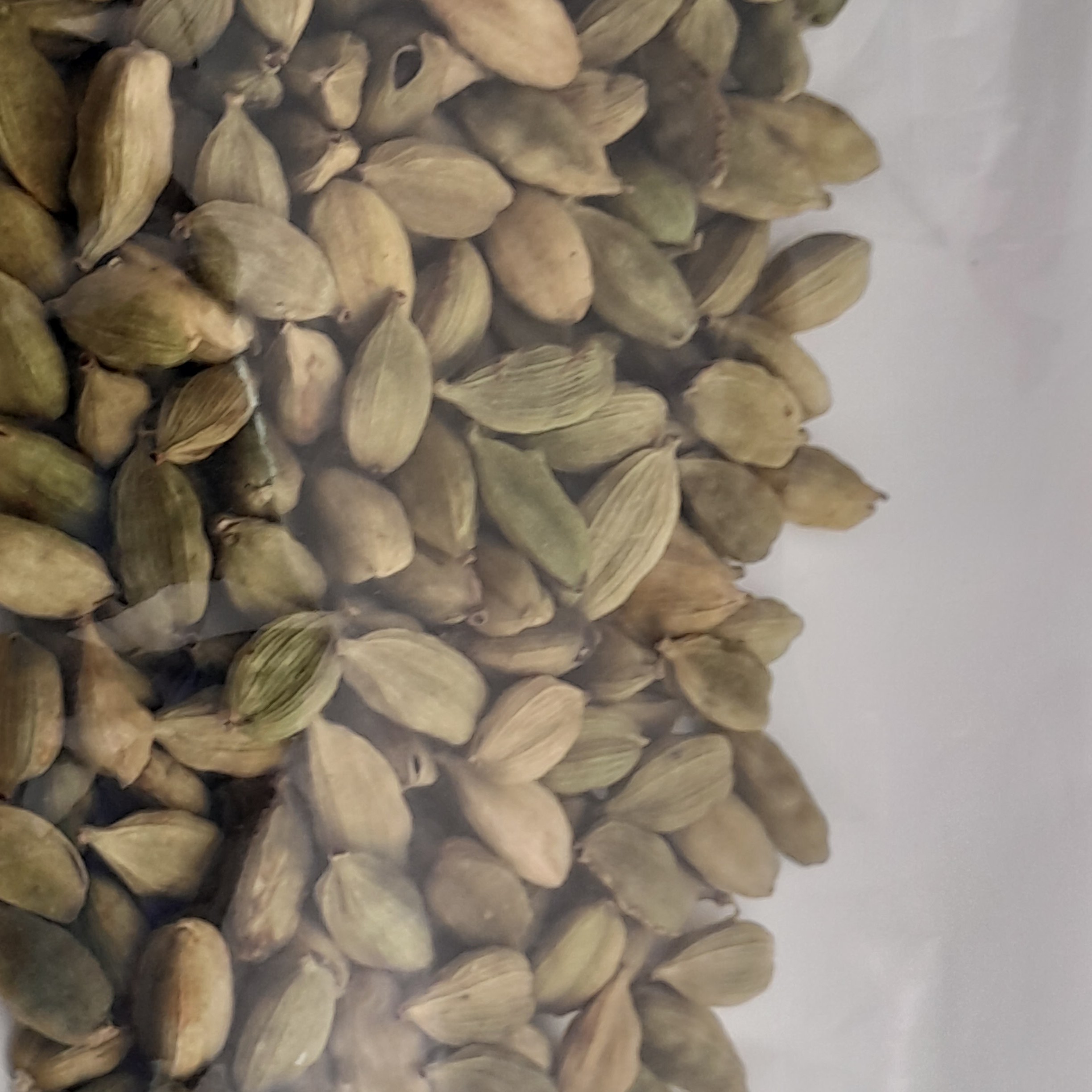 هل اکبر بنفش اعلا بسته بندی 20 گرمی