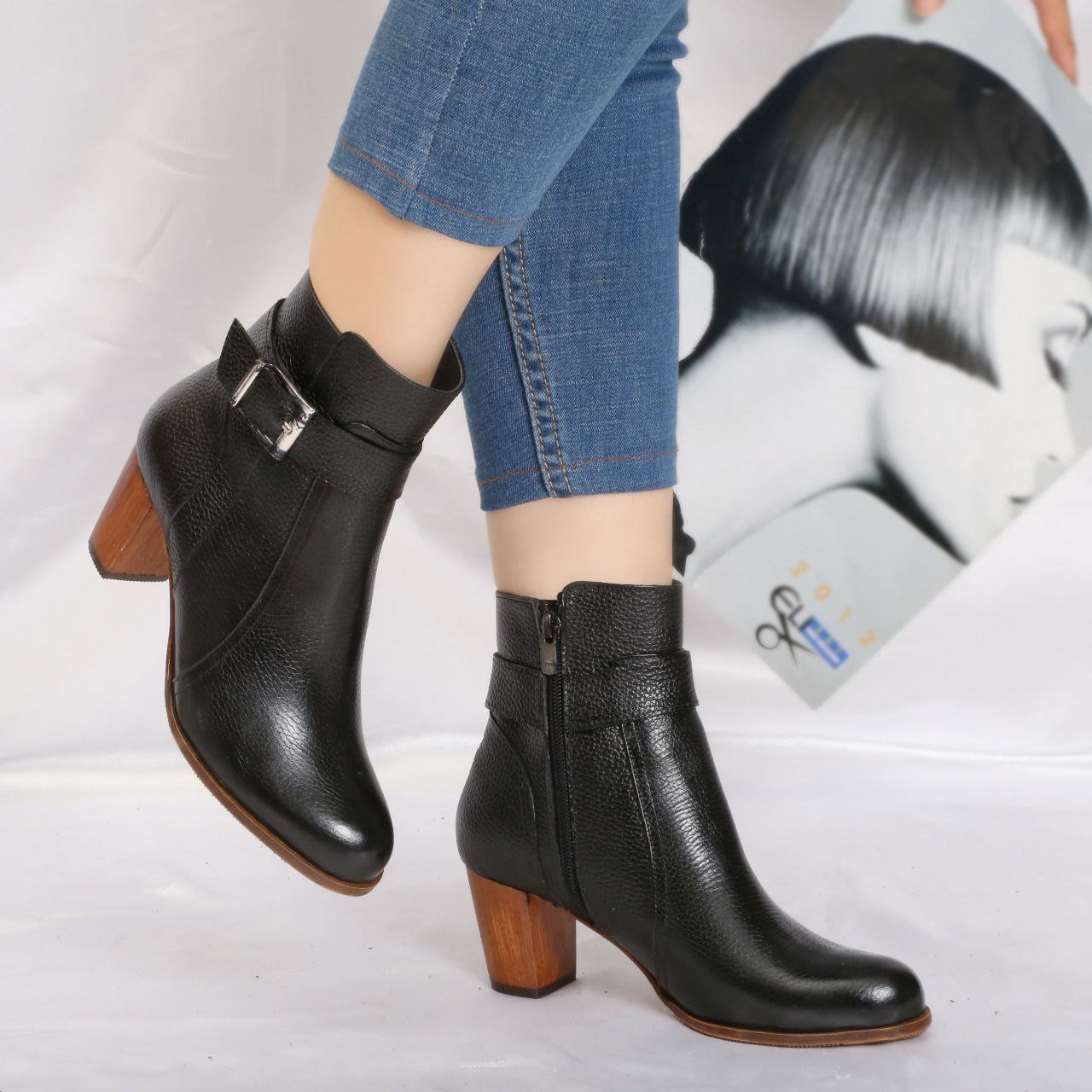 نیم بوت چرم زنانه