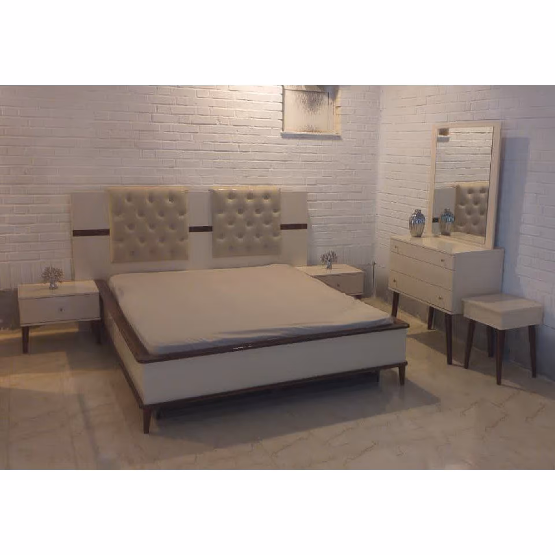 تخت دو نفر پیکاسو