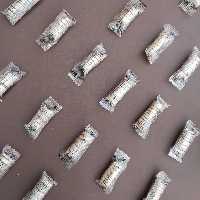 شکلات کانفت  100 گرمی اعتماد (کامفت ) | amazonchi