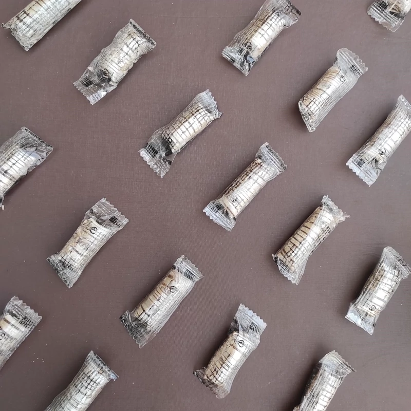 شکلات کانفت  100 گرمی اعتماد (کامفت ) | amazonchi