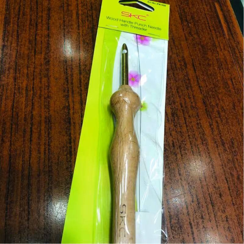 نیدل پانچ چوبی SKC مدل PN-008-5 به همراه قلاب فلزی مخصوص

