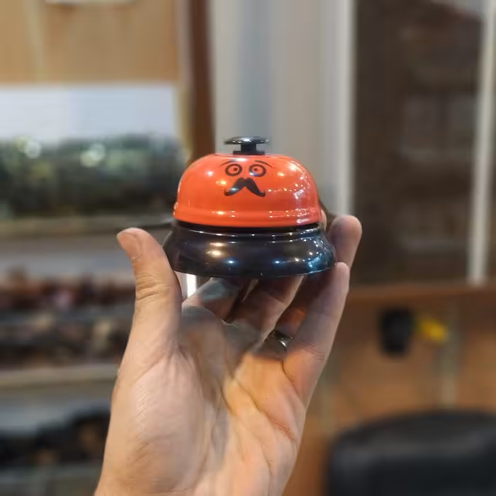 زنگ رومیزی کال بل قرمز رنگ 