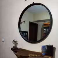 آینه گرد با قاب فلزی 