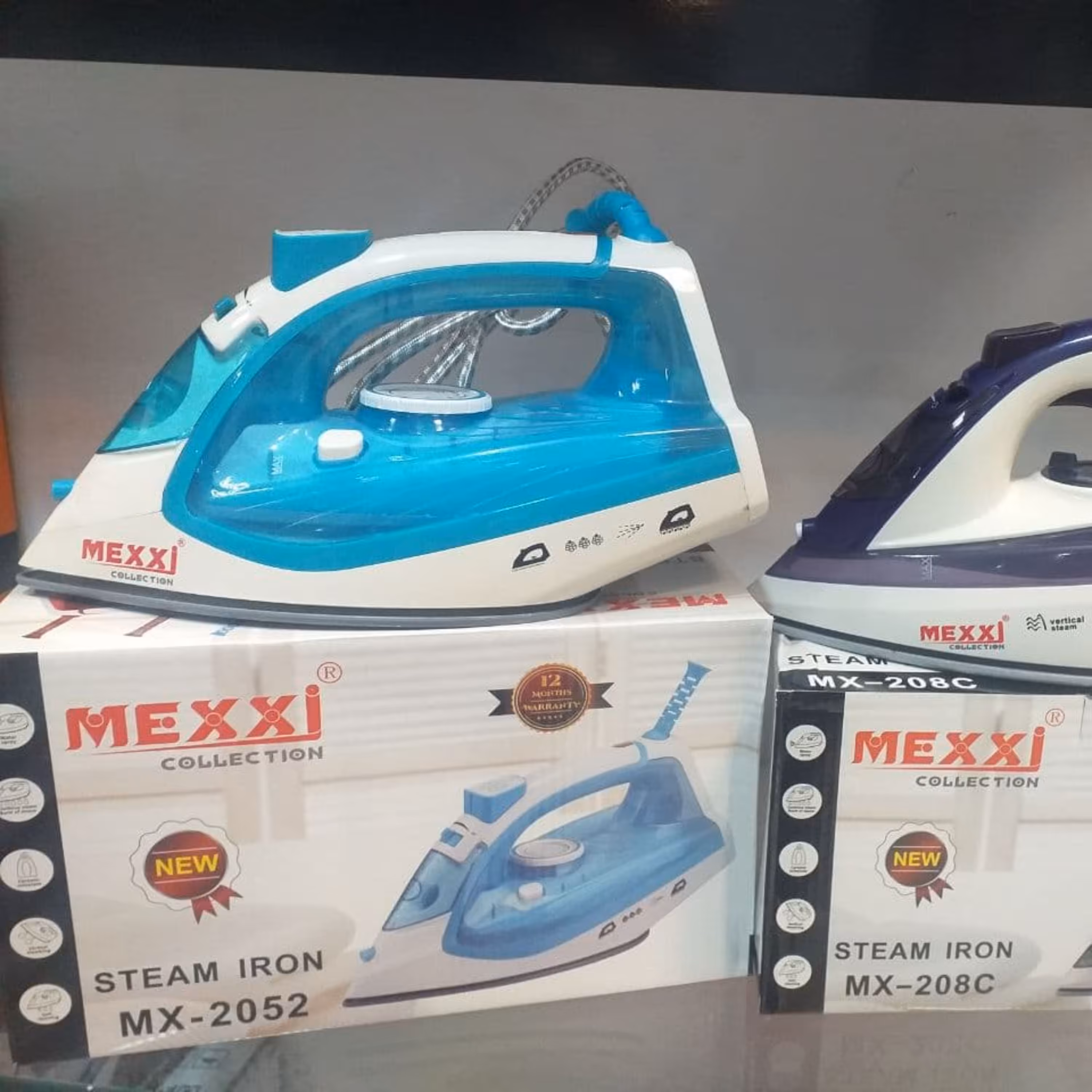 اتو بخار برقی مکسی مدل 208c