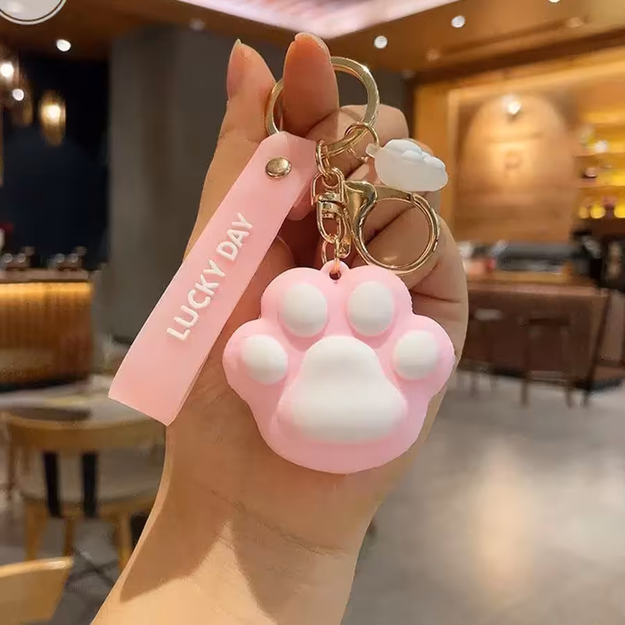 جاسوئیچی پنجه