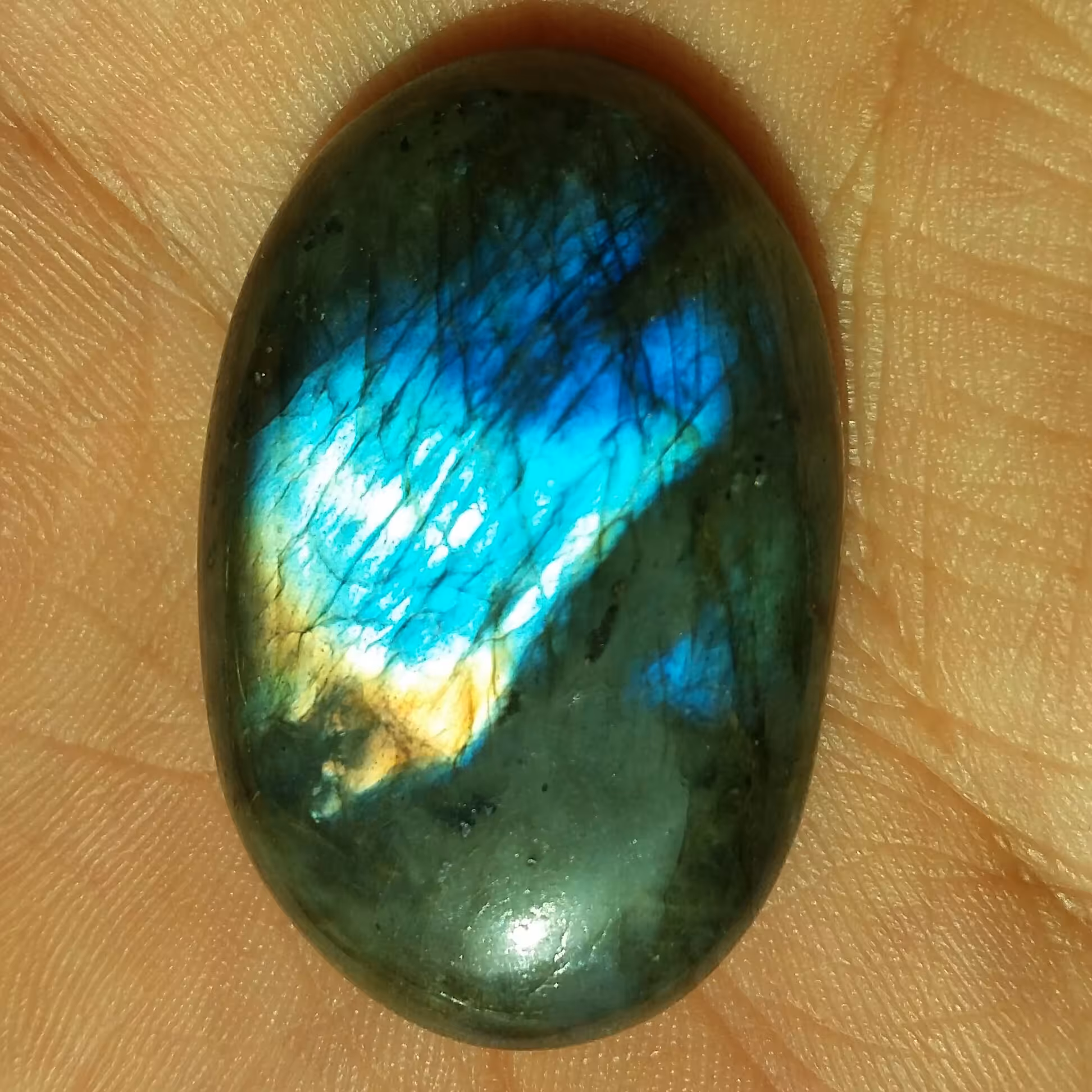 نگین غولپیکر لابرادوریت 7رنگ وارداتی 100درصد طبیعی شاهکار خلقت بی نظیییییر