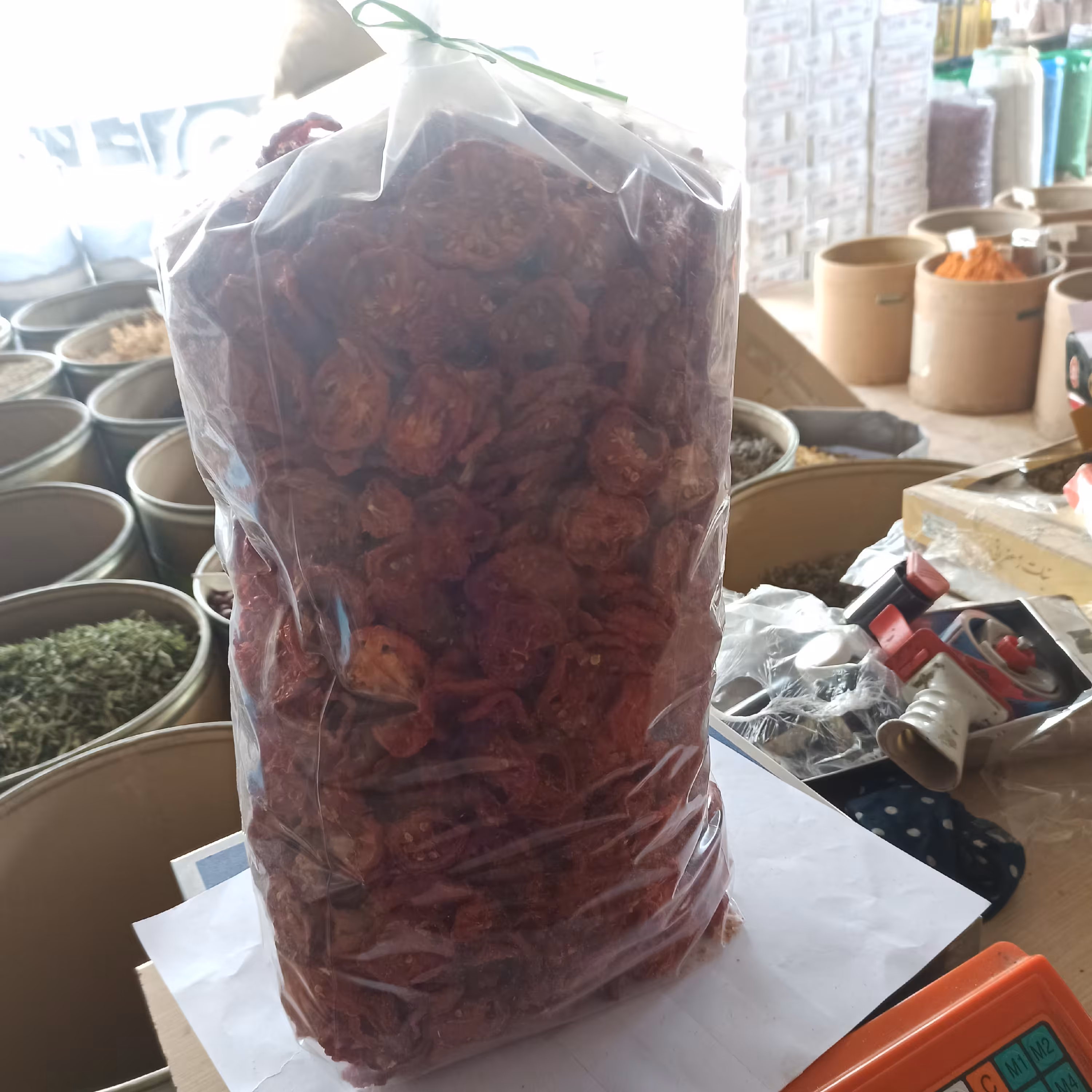 اسلایس گوجه بدون شکسته  500 گرمی