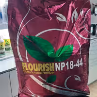 کود اوره فسفات 44 درصد فلوریش